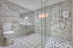 Images for Engayne Gardens, Upminster, RM14