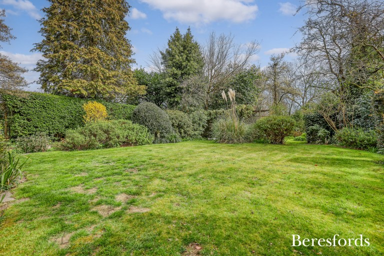 Images for Engayne Gardens, Upminster, RM14