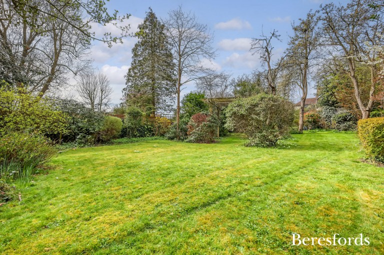Images for Engayne Gardens, Upminster, RM14