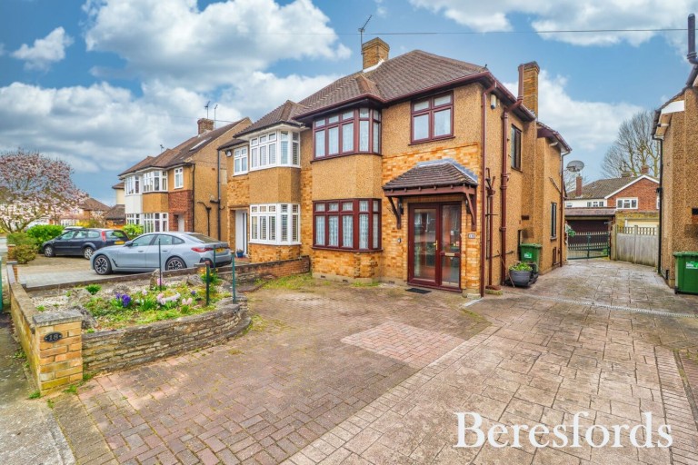 Images for Trent Avenue, Upminster, RM14