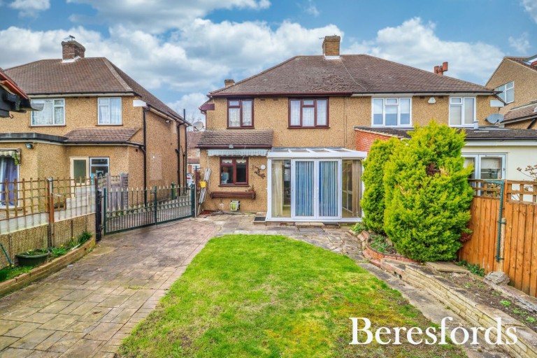 Images for Trent Avenue, Upminster, RM14