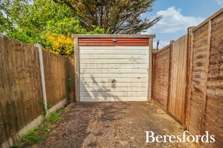 Images for Limerick Gardens, Upminster, RM14