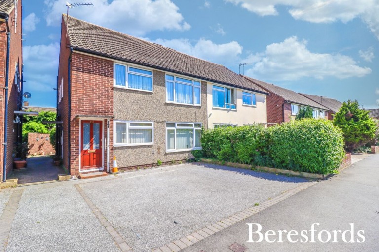 Images for Marlborough Gardens, Upminster, RM14