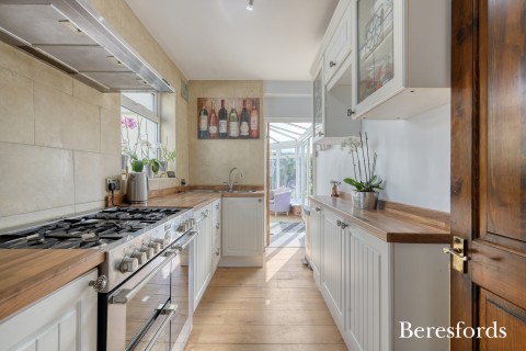 Click the photo for more details of Chester Avenue, Upminster, RM14