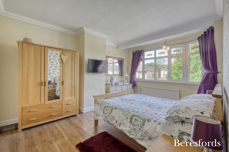 Images for Chester Avenue, Upminster, RM14