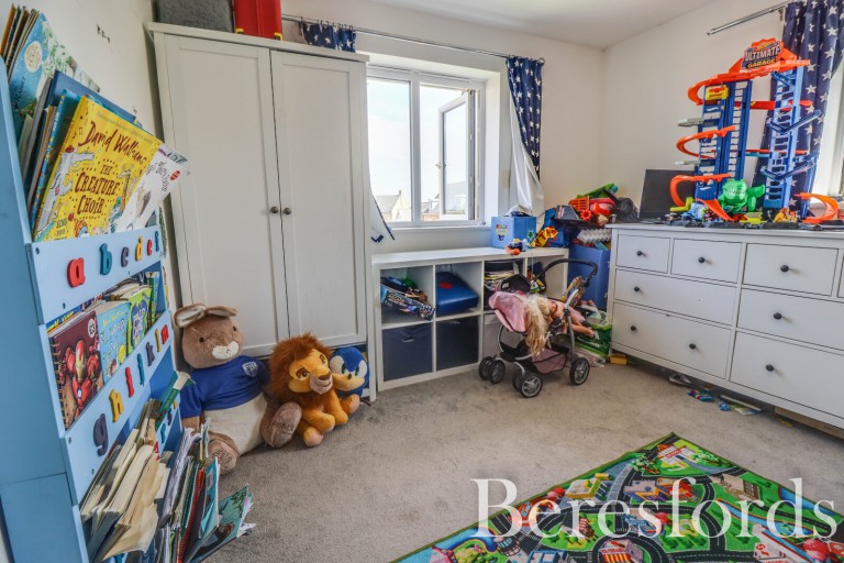 Images for School Avenue, Basildon, Essex, SS15