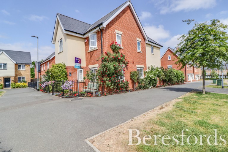 Images for School Avenue, Basildon, Essex, SS15