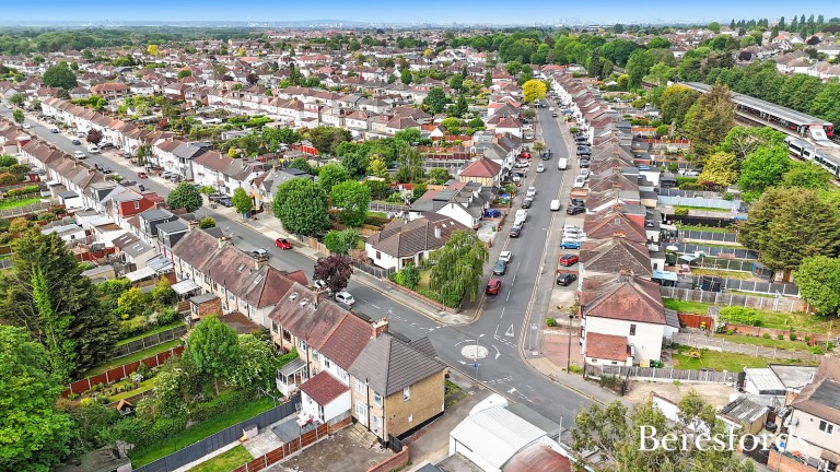 Images for Aldborough Road, Upminster, RM14