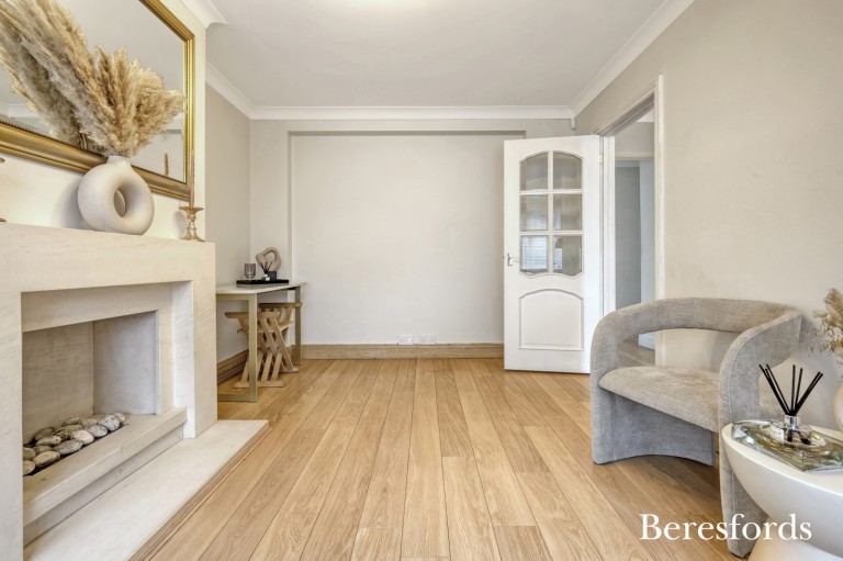 Images for Cranham Gardens, Upminster, RM14