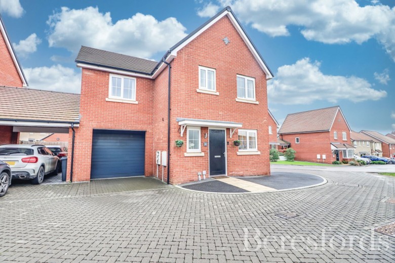 Click the photo for more details of Rayleigh Court, Hatfield Peverel, Chelmsford, Essex, CM3