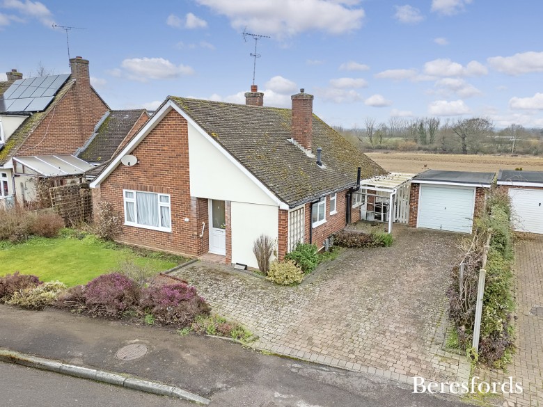 Click the photo for more details of Mayfield Road, Writtle, Chelmsford, Essex, CM1