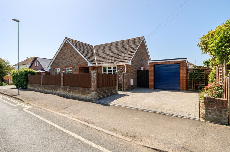 Images for St. Nicholas Lane, Middleton-On-Sea, PO22