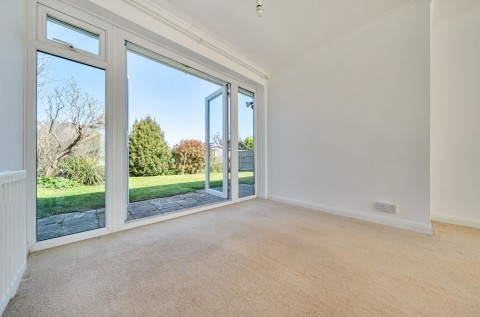 Click the photo for more details of Hedgeway, Felpham, PO22