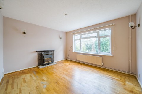 Click the photo for more details of Osborne Crescent, Chichester, PO19