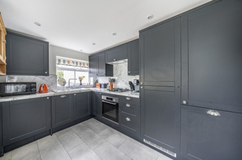 Click the photo for more details of Havelock Close, Felpham, PO22
