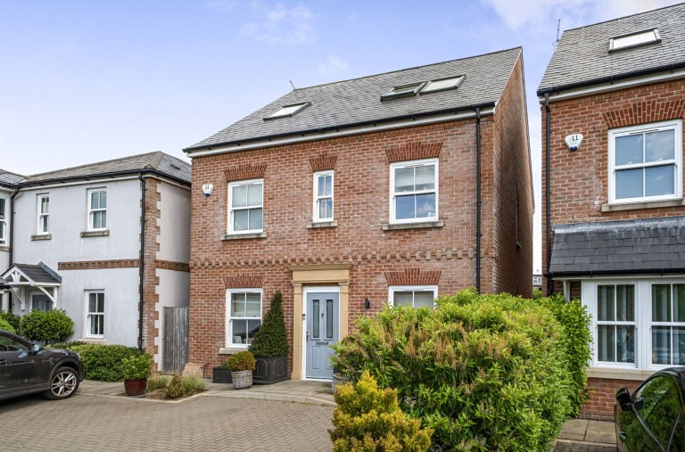 Images for Lyndhurst Place, Chichester, PO19