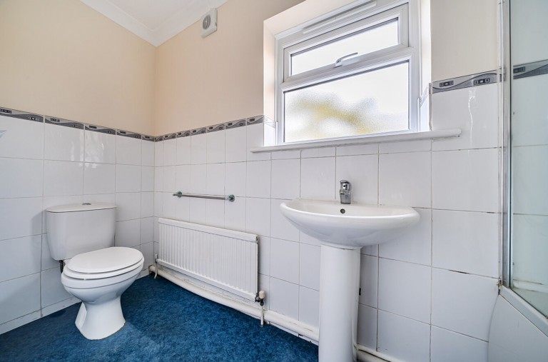 Images for Needlemakers, City Chase Needlemakers, PO19