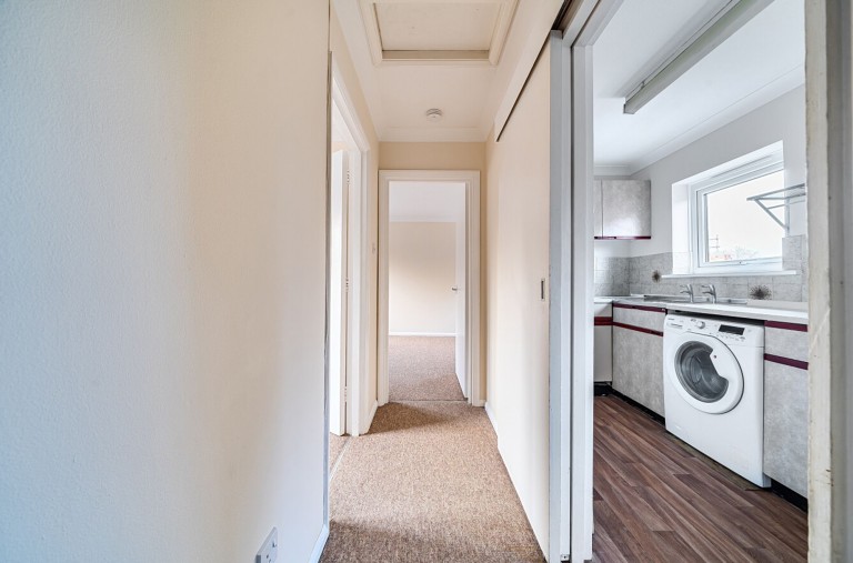 Images for Needlemakers, City Chase Needlemakers, PO19