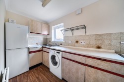 Images for Needlemakers, City Chase Needlemakers, PO19