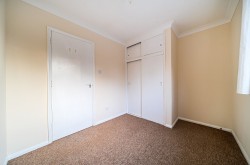 Images for Needlemakers, City Chase Needlemakers, PO19