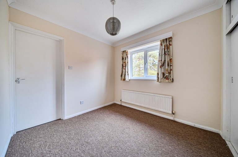 Images for Needlemakers, City Chase Needlemakers, PO19