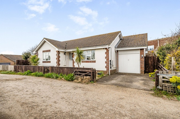 Images for Well Road, Pagham, PO21