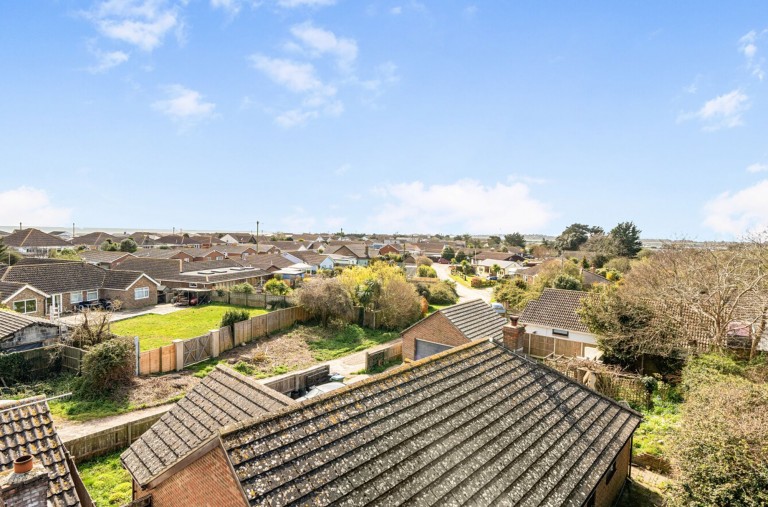 Images for Well Road, Pagham, PO21