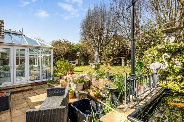 Images for Well Road, Pagham, PO21