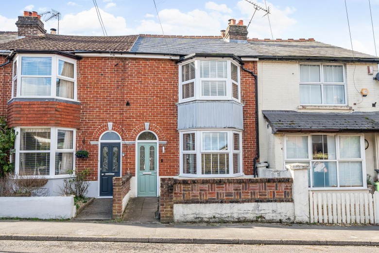 Click the photo for more details of Redhill Road, Rowland's Castle, PO9