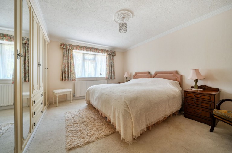 Images for Roundle Avenue, Felpham, PO22