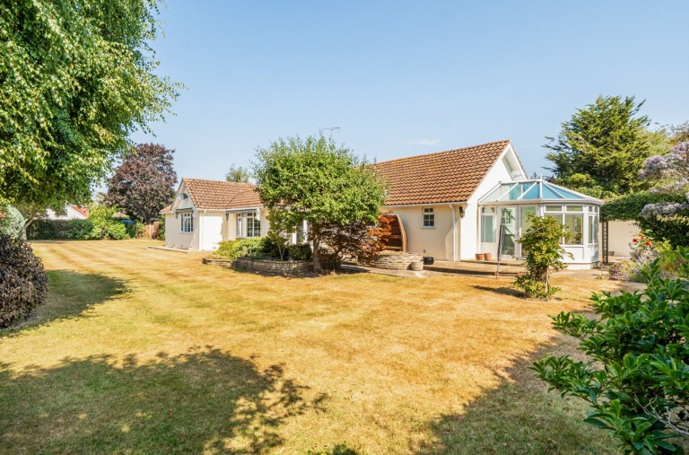 Images for Roundle Avenue, Felpham, PO22
