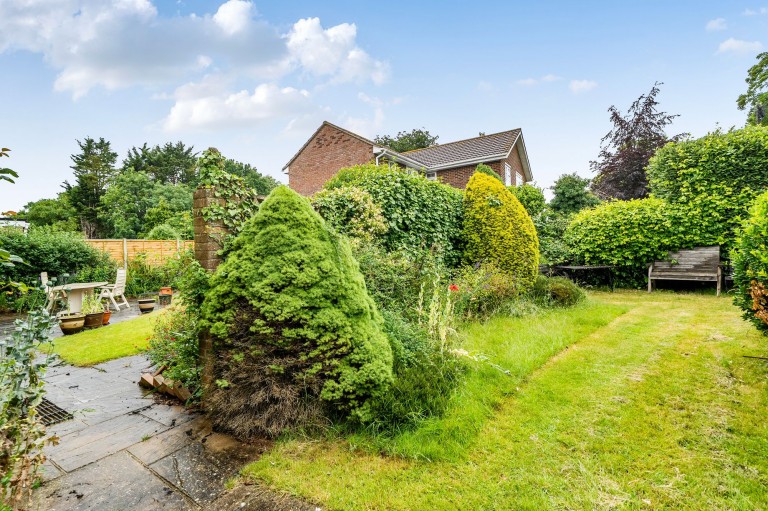 Images for Woodpecker Close, Havant, PO9