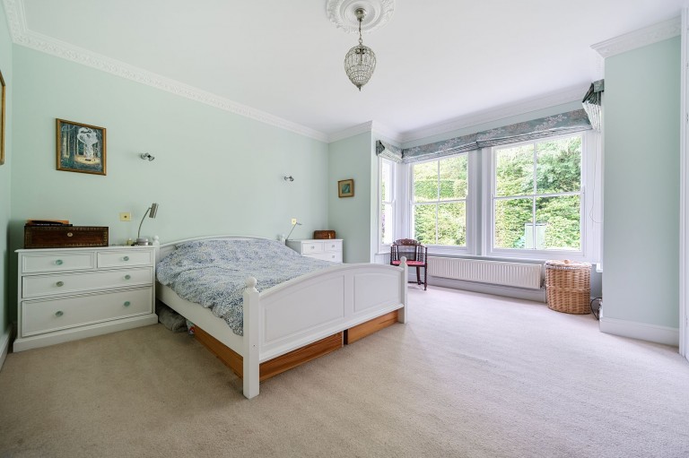 Images for Farnham Lane, Haslemere, GU27