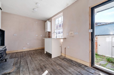 Click the photo for more details of St. Pancras, Chichester, PO19