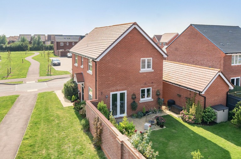 Images for Willow Way, Bracklesham Bay, PO20