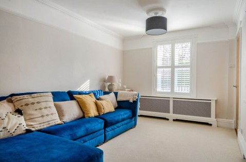 Click the photo for more details of Borough Road, Petersfield, GU32