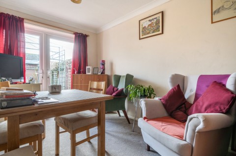 Click the photo for more details of Cakeham Way, West Wittering, PO20