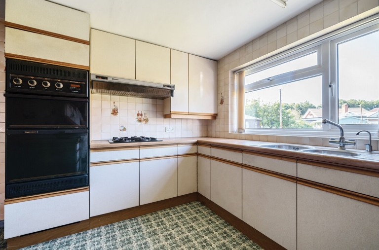 Images for Gloucester Close, Petersfield, GU32