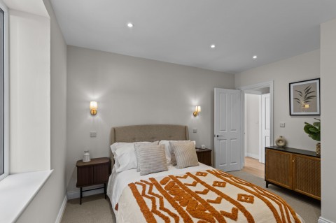 Click the photo for more details of Graylands Manor, Langhurstwood Road, RH12