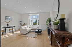 Images for Graylands Manor, Langhurstwood Road, RH12