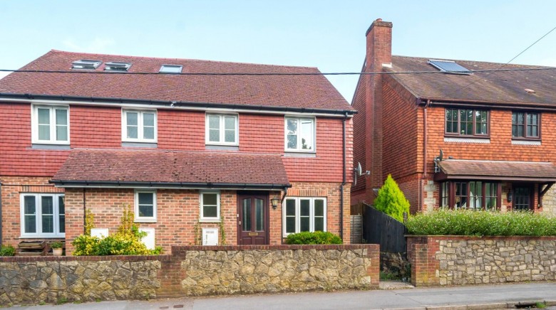 Click the photo for more details of Longmoor Road, Liphook, GU30