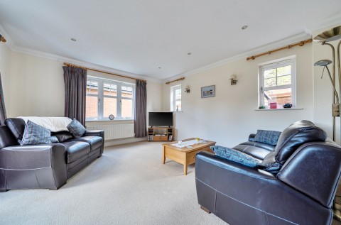 Click the photo for more details of Harding Close, Selsey, PO20