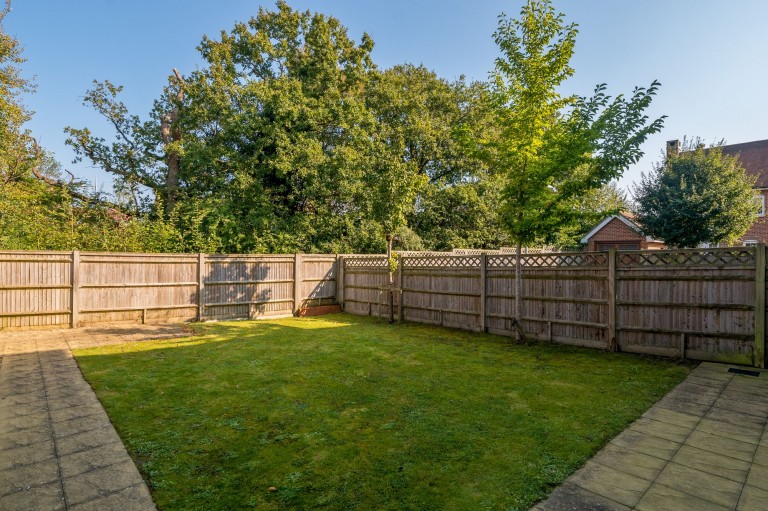 Images for Kilnwood Close, Faygate, RH12