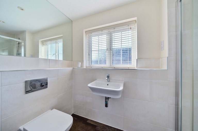 Images for Kilnwood Close, Faygate, RH12