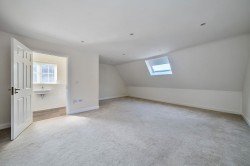 Images for Kilnwood Close, Faygate, RH12