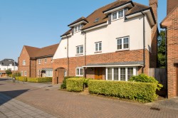 Images for Kilnwood Close, Faygate, RH12