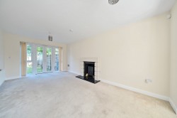 Images for Kilnwood Close, Faygate, RH12