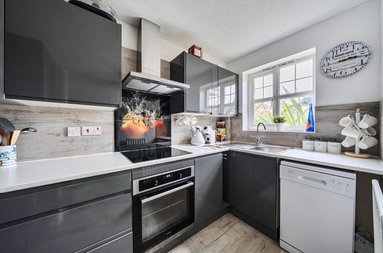 Images for Douglas Close, Middleton-On-Sea, PO22