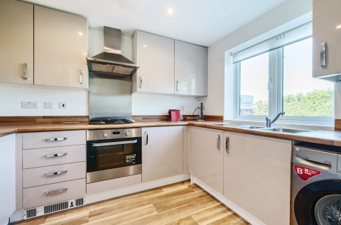 Click the photo for more details of Fabius Close, Bracklesham Bay, PO20