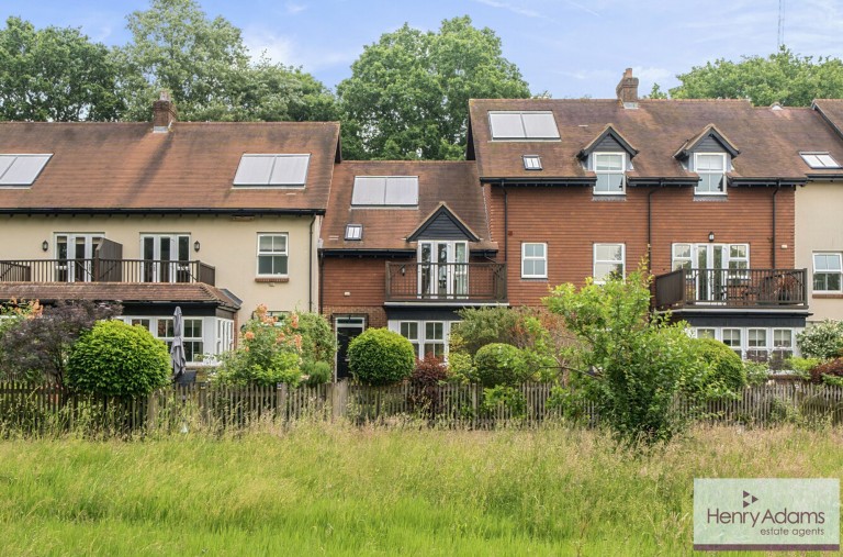 Images for Merritts Meadow, Petersfield, GU31